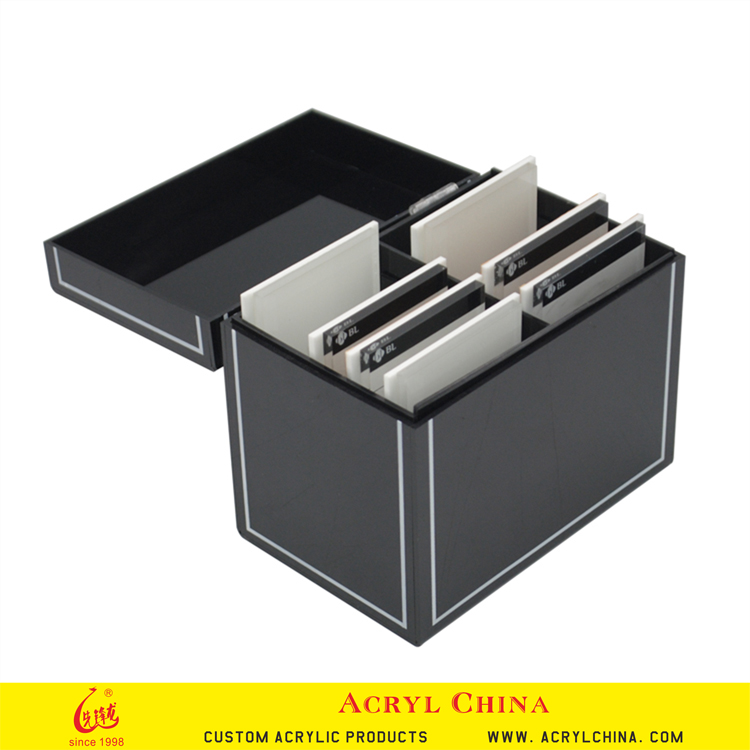 Acrylic lash box with 10 sliding tiles